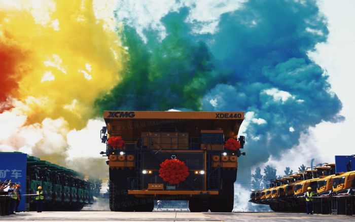 【國(guó)際化】批量交付歐洲！徐工150噸級(jí)礦車馳騁塞爾維亞