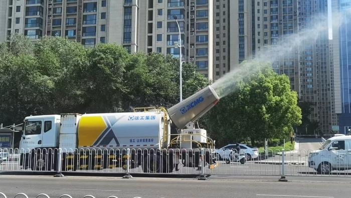 徐工多功能抑塵車(chē)，助力家鄉(xiāng)徐州環(huán)境，更“凈”一步！